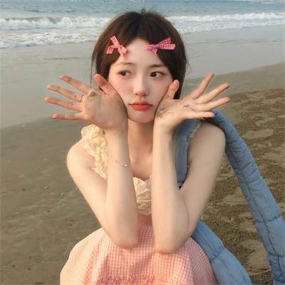 「再见」中的女人
